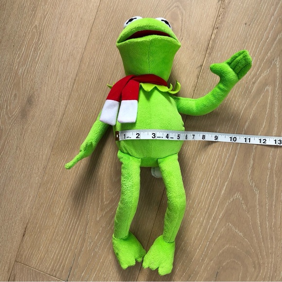 Muppets Kermit The Frog 17" Plush Stuffie Red Christmas Holiday Scarf Puppet Toy - Picture 6 of 7